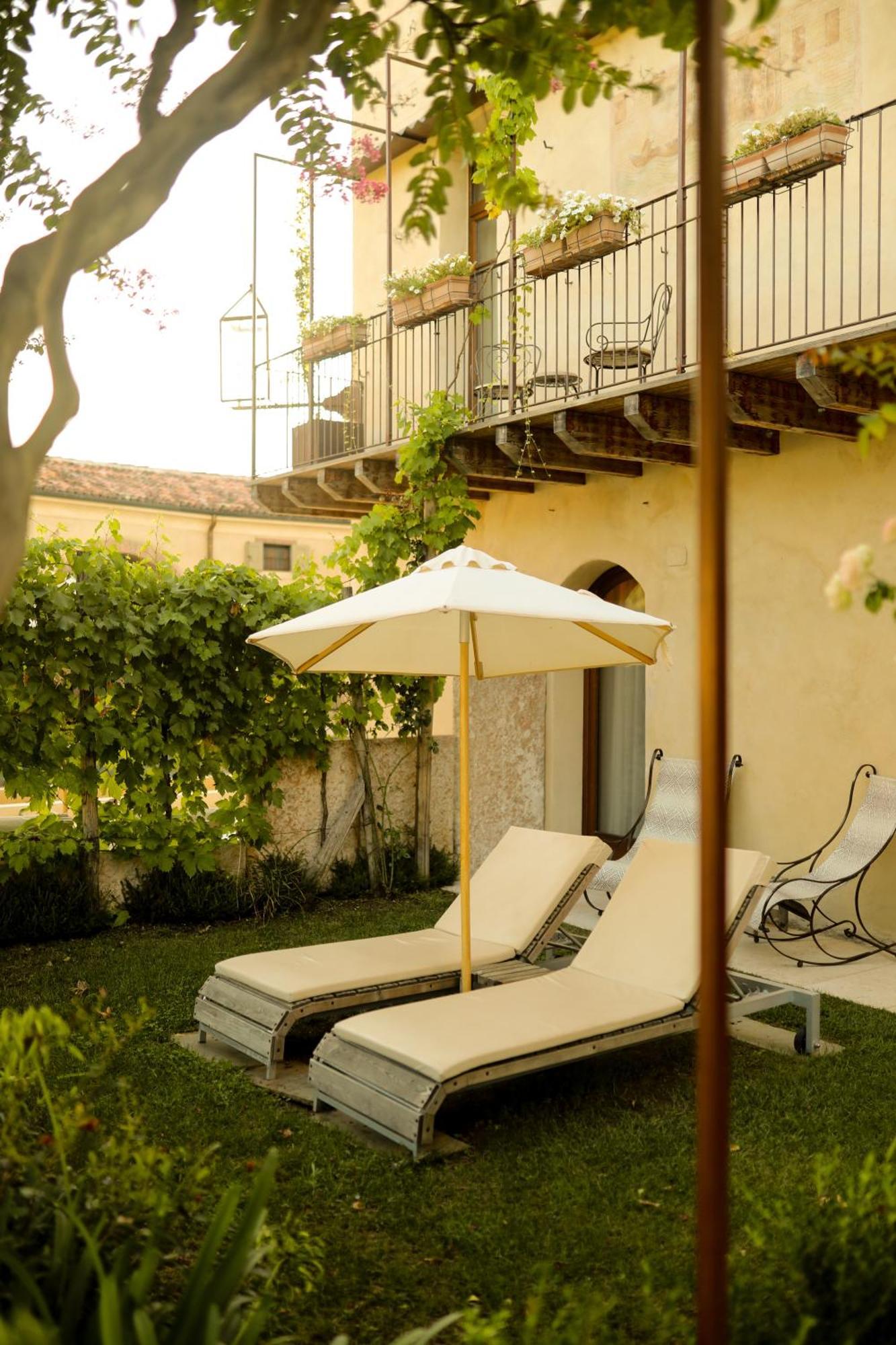 Corte Regia Relais & Spa Valeggio sul Mincio Exterior photo