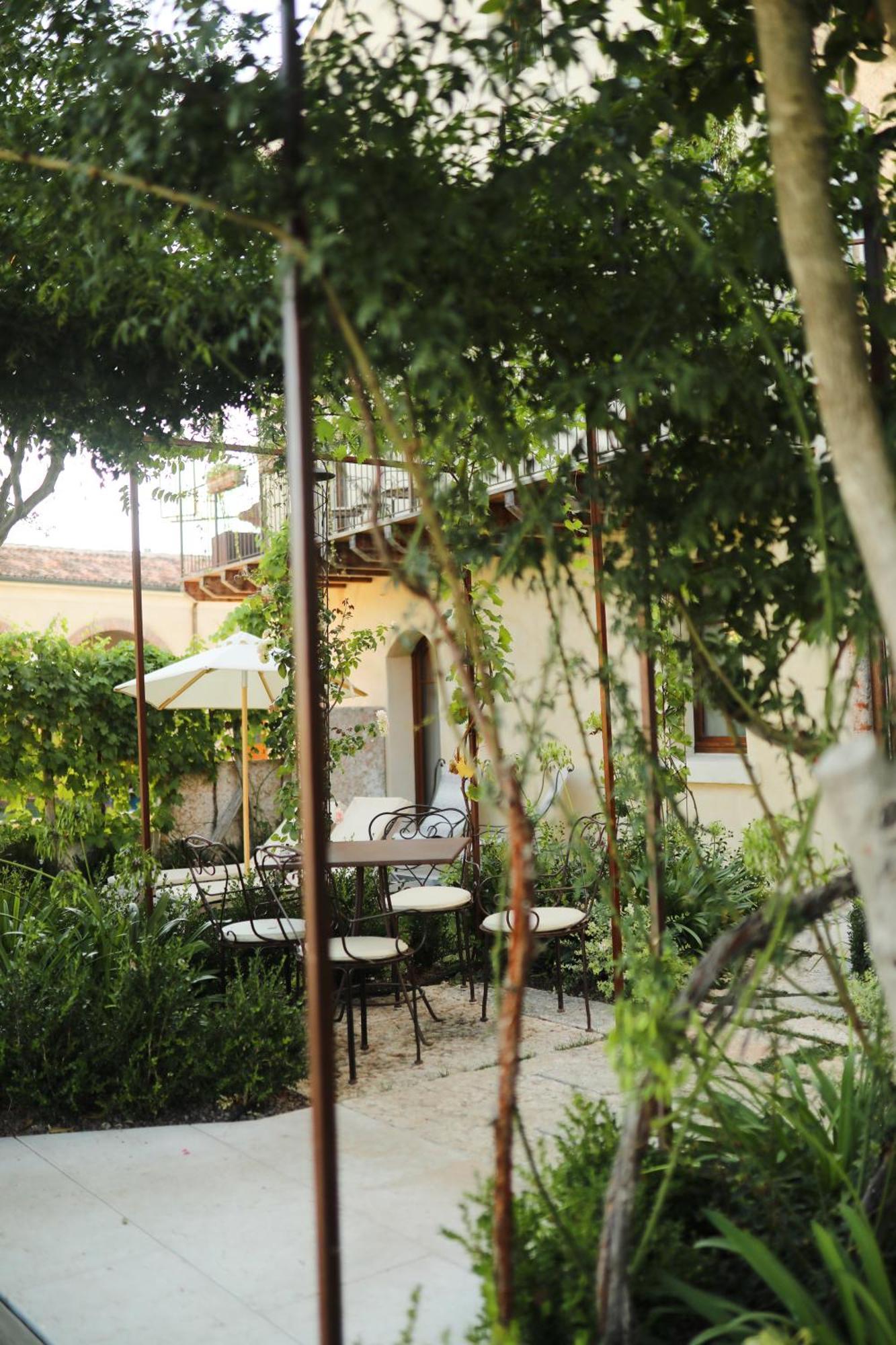 Corte Regia Relais & Spa Valeggio sul Mincio Exterior photo